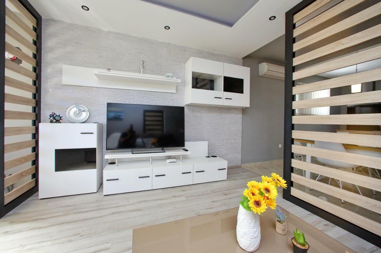 Apartments Sonia Sukošan Exterior foto